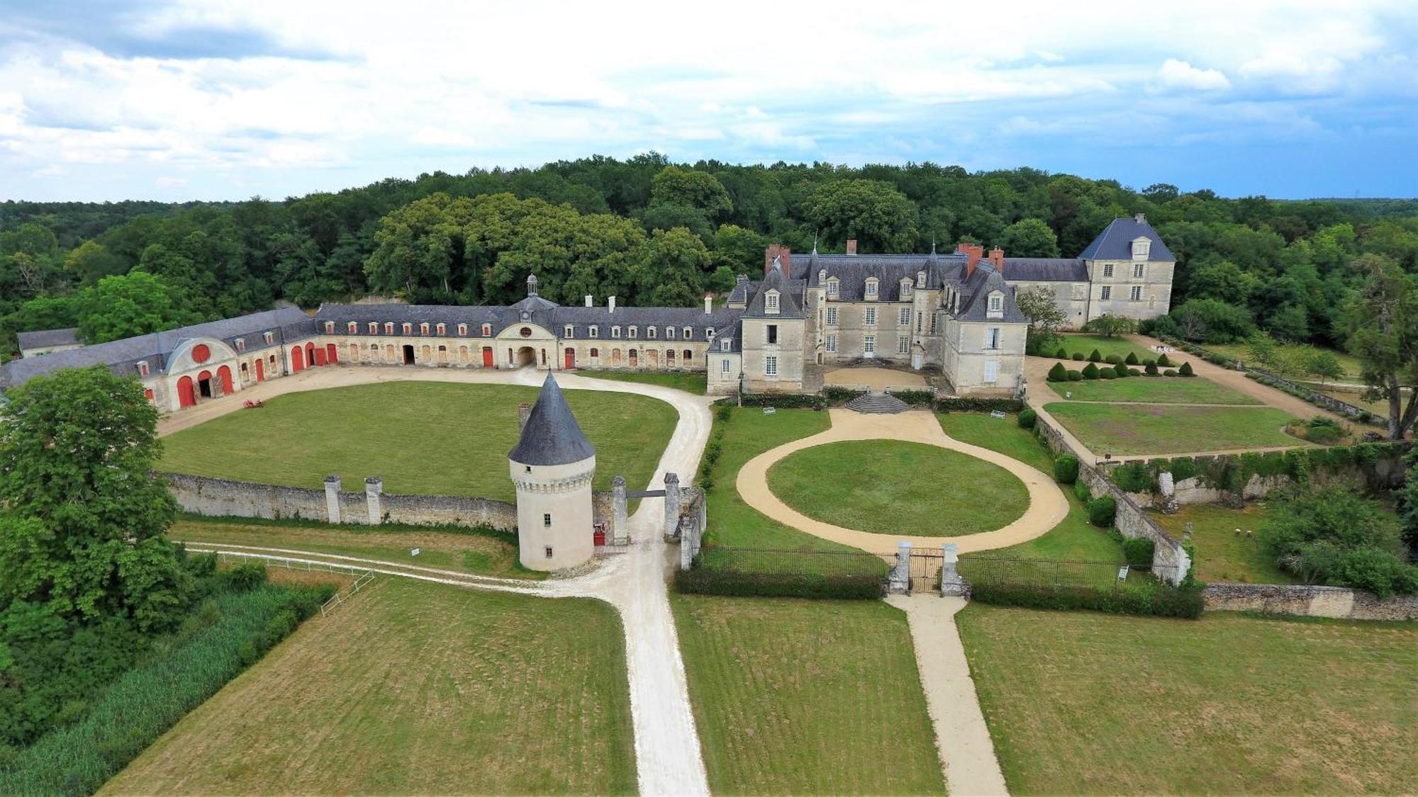 Chambres D'Hotes Au Chateau De Gizeux Kültér fotó
